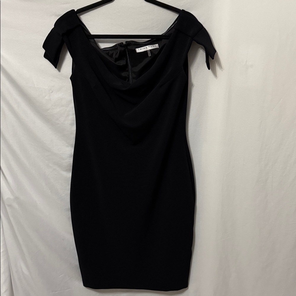 Trina Turk Black Mini Evening Formal Dress Size 10 Off Shoulder
